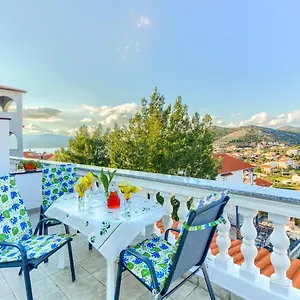 https://villa-vittorio-seget-vranjica.splithotels.org