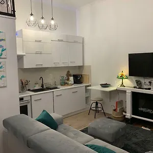 Charming In The Heart Of The Jewish District! Краков