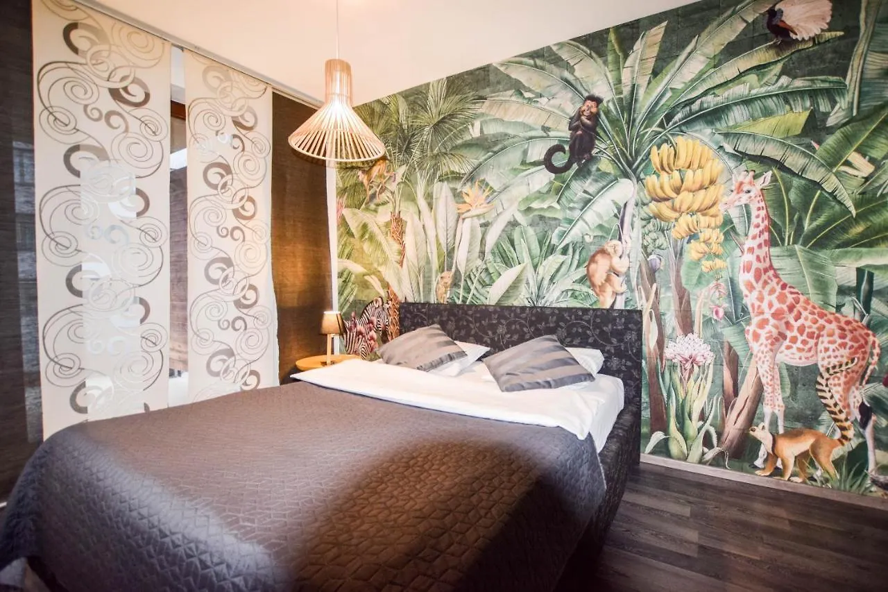 Apartament Z Widokiem Na Wawel W Centrum Miasta Krakov 0*,